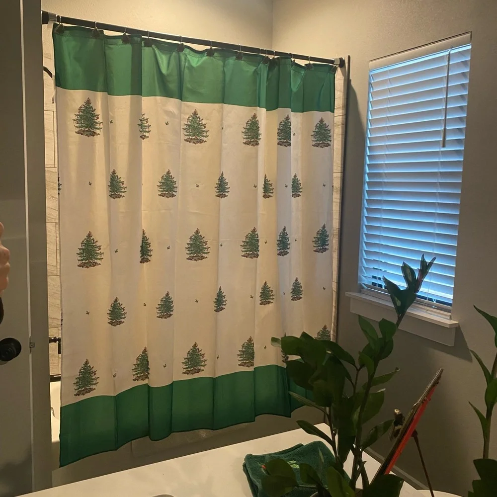 Spode Christmas Tree Print Shower Curtain with Tree Hangers 🎄